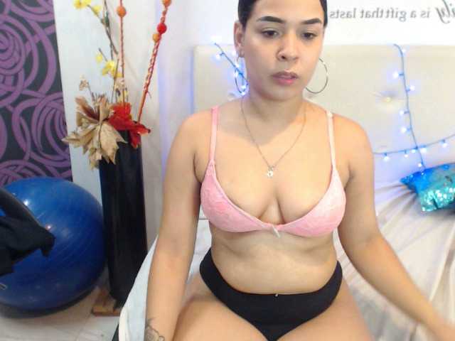 Captures d'écran de diffusion KrinaSSmith