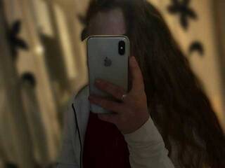 Chat vidéo érotique Krisosulka