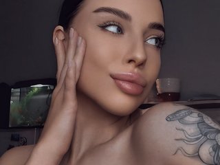 Chat vidéo érotique CUTIE_KRISSSY