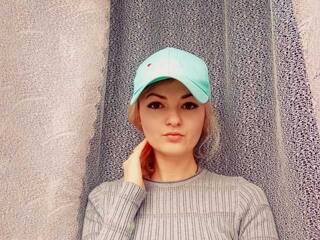 Chat vidéo érotique Kristi661