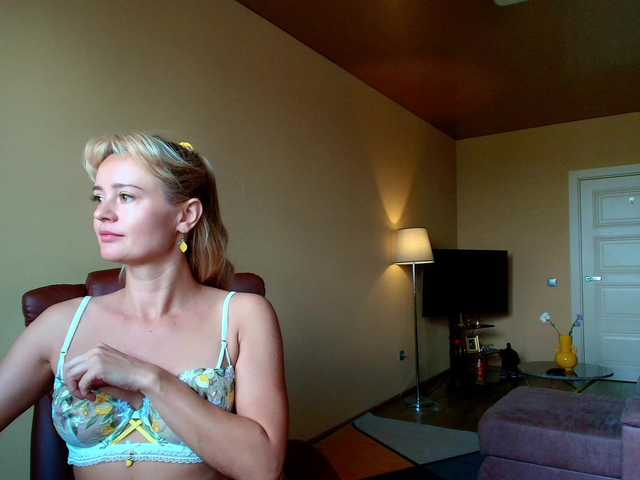 Captures d'écran de diffusion MissMotivated