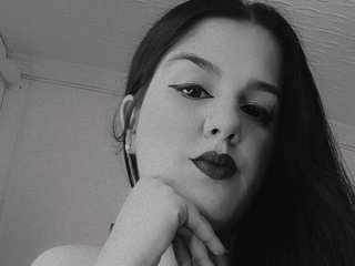 Chat vidéo érotique Kyannasweet