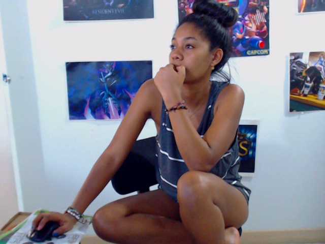 Captures d'écran de diffusion KymJayden