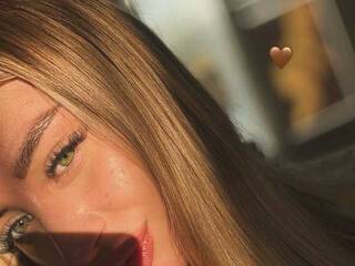 Chat vidéo érotique La1aland