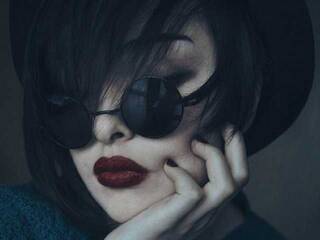 Chat vidéo érotique ladyvamp18
