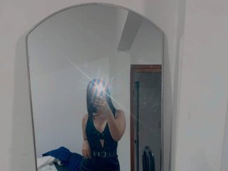 Chat vidéo érotique LaraClimb1