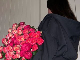 Chat vidéo érotique Ktt8