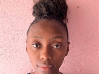 Chat vidéo érotique LatishaForYou