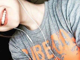 Chat vidéo érotique LavinellsX