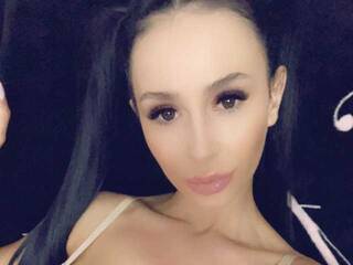 Chat vidéo érotique LaylaRad