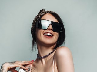 Chat vidéo érotique LazyTanukii