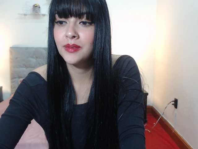 Captures d'écran de diffusion Leandra20