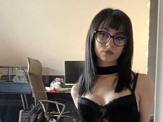 Chat vidéo érotique LeighDarby18