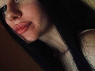 Chat vidéo érotique lenaaddiction1