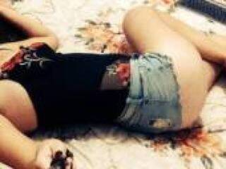 Chat vidéo érotique lenusik97