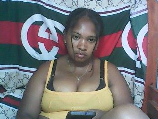 Chat vidéo érotique Leticiah