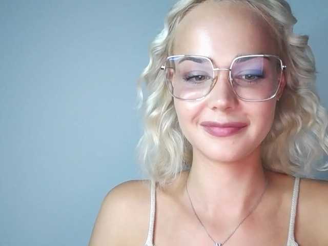 Photos lexieSpicy Sweet and yet dang naughty ;) #innocentface #sweet #petite #glasses #fetish #natural #shorthair #domina #teaser #cfmn #joi #cei #cbt #sph #cucktrainingI don;t speak russian