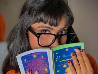 Chat vidéo érotique lili-swam