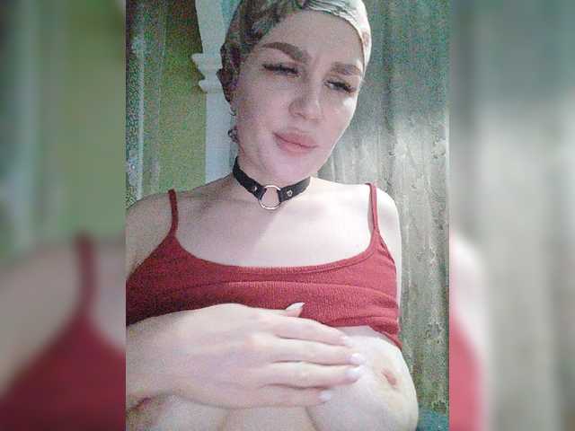 Photos Liliannea I'm raising money for treatment. Every token counts! Tokens only in the general chat. All naked and sexy games only in private. Loved vibrations 15,21,55! 101 CURRENT IS THE STRONGEST VIBRO FOR 30 SECONDS! @remain Treatment