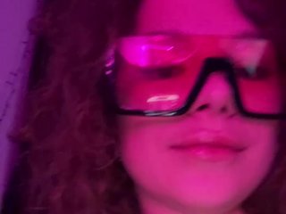 Chat vidéo érotique LilooAndstich