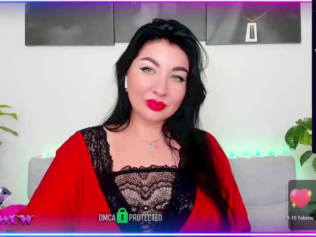 Photos Lina-Wow Hello, I'm Lina! I love your vibrations, Lovense in me) from 2 tk, before private write in a personal, privates from 5 minutes less to a ban, I don’t show anything without tokens. WE HAVE FUN?