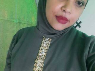 Chat vidéo érotique LinaFalu