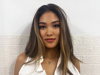 Chat vidéo érotique Linda-vyui