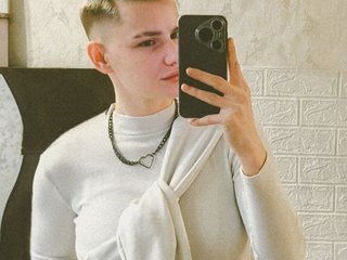 Chat vidéo érotique LindaBryantt