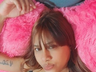 Chat vidéo érotique lindavanesa