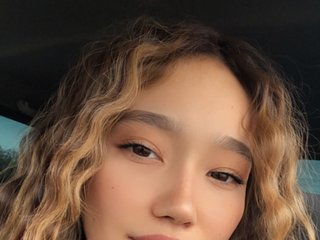 Chat vidéo érotique LisaHyun