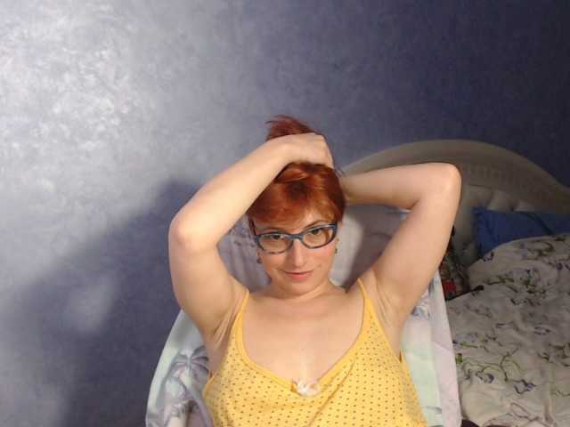 Photos LisaSweet23 hi boys welcome to my room to chat and for hot body to see naked in private))