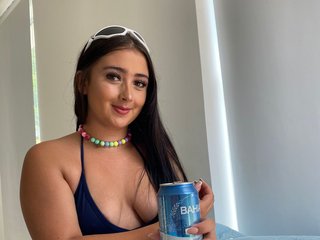 Chat vidéo érotique littlealejandra