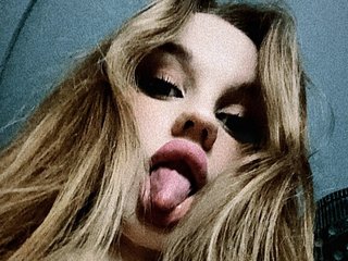 Chat vidéo érotique littleprincess