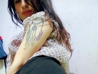 Chat vidéo érotique Littlesara97