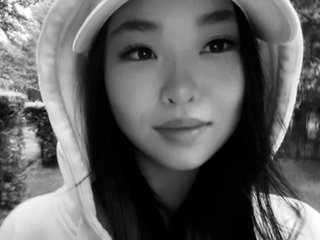 Chat vidéo érotique LittleSoMing