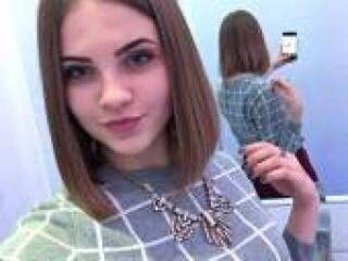 Chat vidéo érotique lizzzal