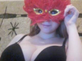 Chat vidéo érotique lola4lover