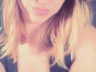 Chat vidéo érotique lollaaa