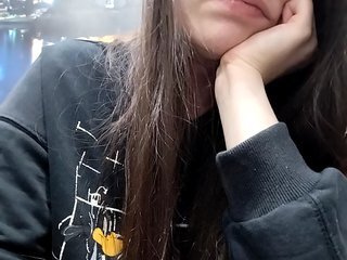 Chat vidéo érotique Lona-S
