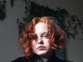 Chat vidéo érotique Looly-Rise