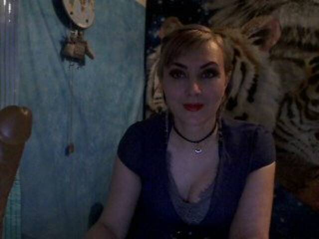 Captures d'écran de diffusion Lorushka