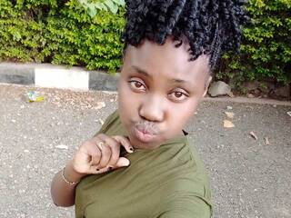 Chat vidéo érotique lovelikethisone