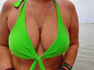 Chat vidéo érotique LoveTinaa56