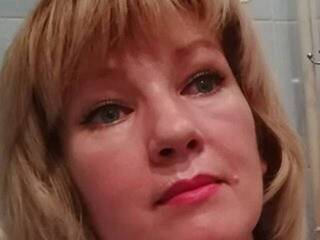 Chat vidéo érotique LowDeepMilf