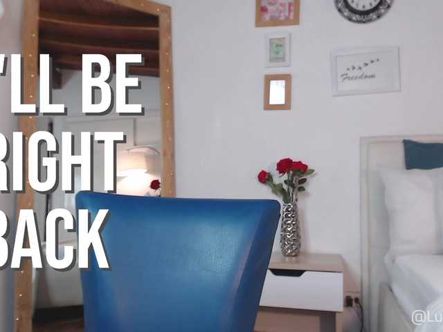 Photos luci-vega Hello Guys! I am very happy to be here again, help me have a great orgasm with your tips [500 tokens remaining GOAL: RIDE DILDO 488 ]