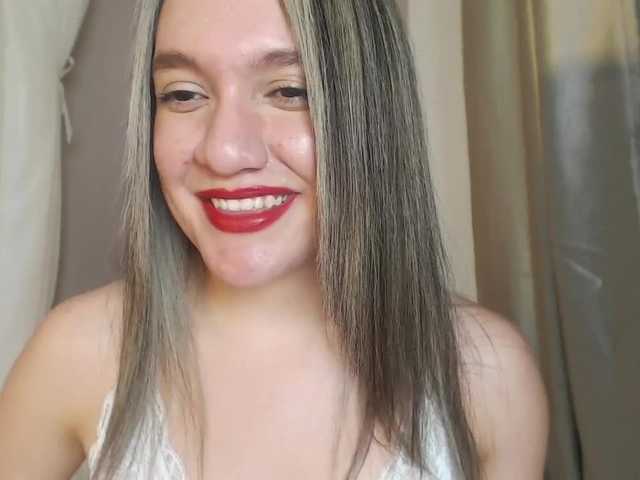 Photos Luciadallas Red lips, flames and pleasure, i'll be yours, be a gentleman, play with my toys, make vibrate my pussysquirt special show!! @Anal,#teen 22 years old #naughty #with every goal, tease!