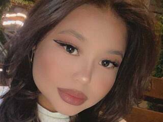 Chat vidéo érotique Lucky-Lioness