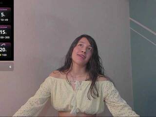 Chat vidéo érotique Lucy-BlueSea