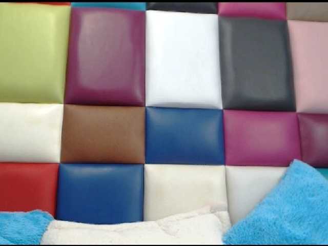 Captures d'écran de diffusion lucyhard