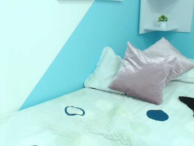 Captures d'écran de diffusion LuisaCooper